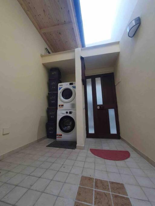 Stylish Loft Trivano Cagliari 2 Beds/2 Bath المظهر الخارجي الصورة