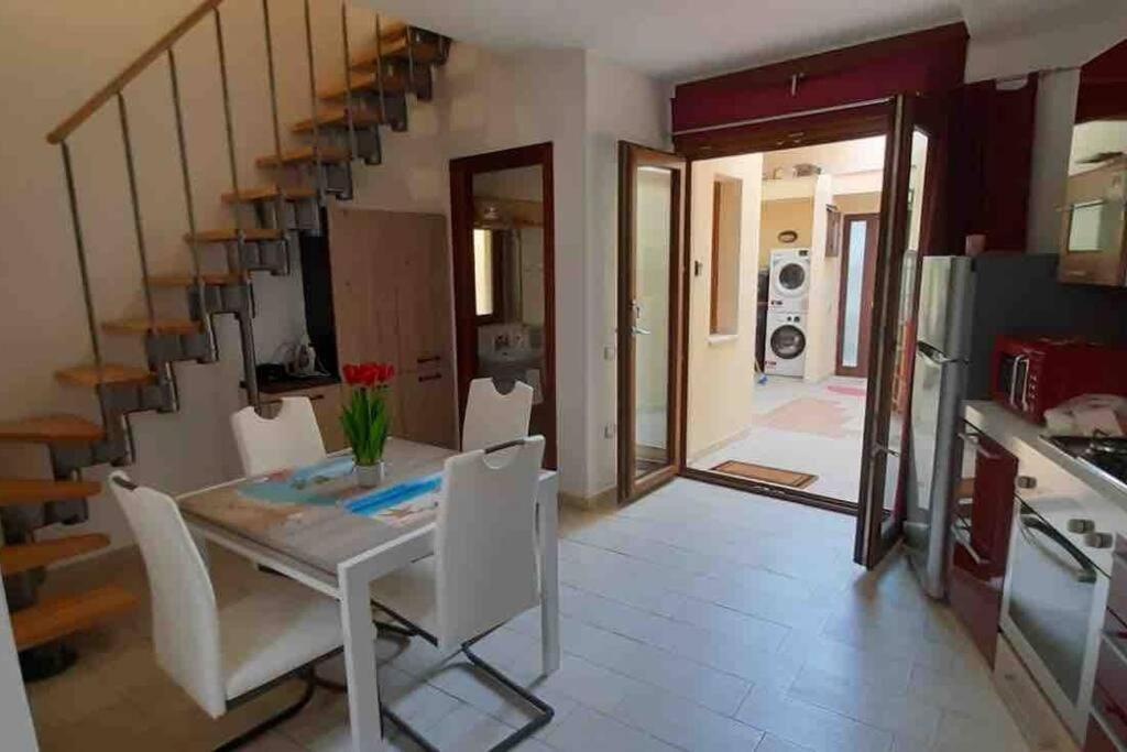 Stylish Loft Trivano Cagliari 2 Beds/2 Bath المظهر الخارجي الصورة